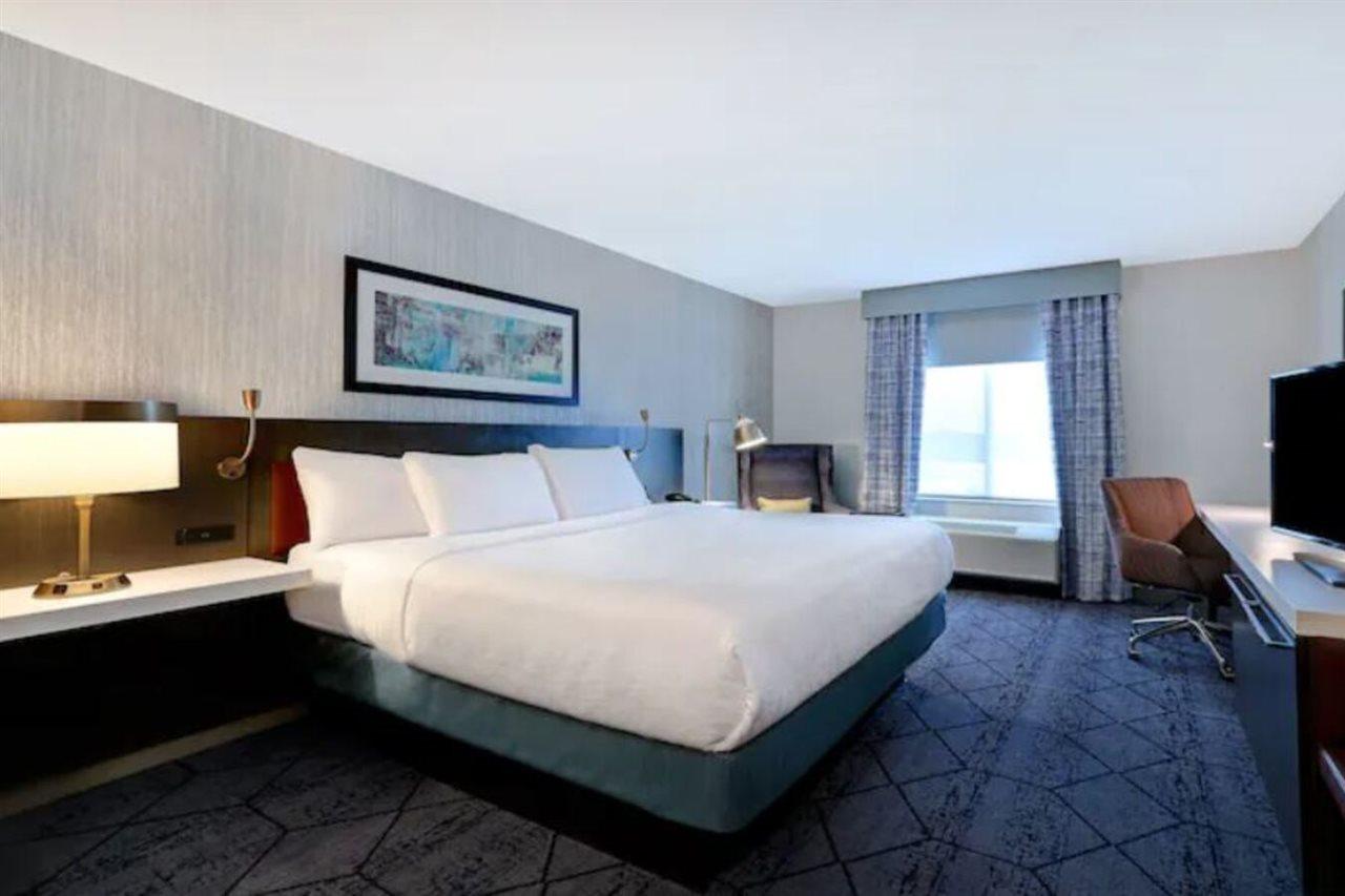 Hilton Garden Inn Cedar Rapids Exterior foto