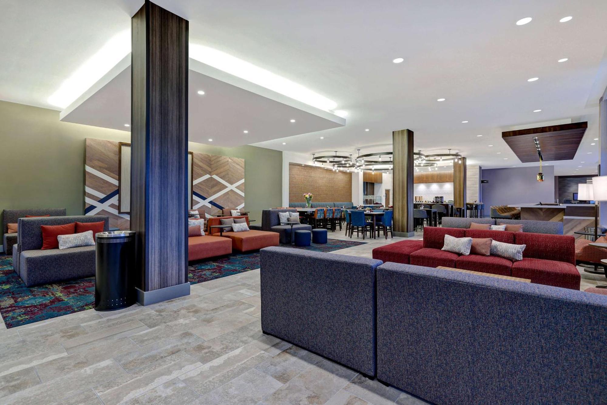 Hilton Garden Inn Cedar Rapids Exterior foto